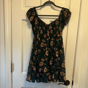 thirty-one Teal Green Floral Smocked Top